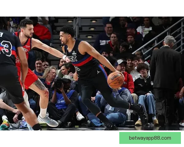 哈里斯左膝挫伤确认本场无缘回归活塞最新动态