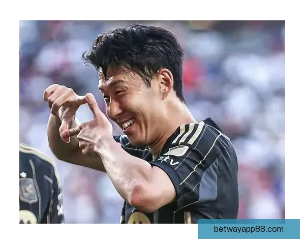 孙兴慜独造五球助攻大四喜 完美表现超越梅西成为焦点